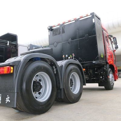 7.36m*2.55m*4m サイズ FAW Jiefang J6p 6X4 純電気交換トラクター 460HP ユーロ3