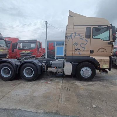 空気懸垂座席 6×4駆動車 600L 重荷輸送用のティッパートラック