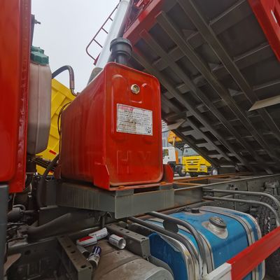 ディーゼル・シノトラック 30tの荷重容量と水力ステアリングの重量ダンプトラック
