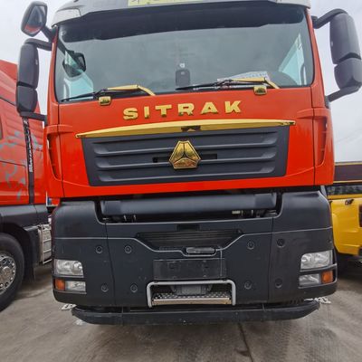 600Lの燃料タンクトラクター 480HPのエンジンとエアサスペンション 運転席