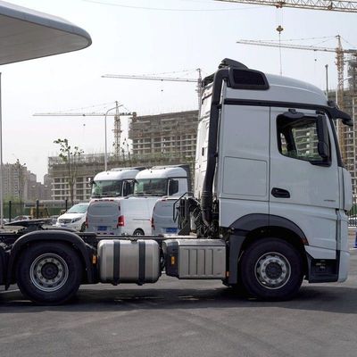 メルセデス・アクトロス重型トラック 510HP 6X4 トラクターモデル 2651 LS