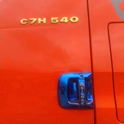 手動トランスミッション 農業用重用ディーゼルトラクター 11m*2.55m*3.45m