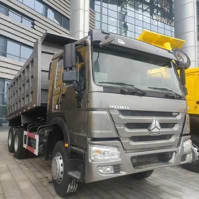 HOWO トラックとSinotruk 6*4 ダンプ トラック シャーシで輸送効率を向上させる