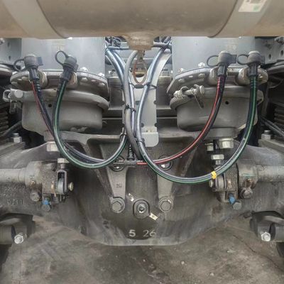前方リフティング スタイルのダンピング 型 重荷 トラクター トレーラー 強力なディーゼルエンジン