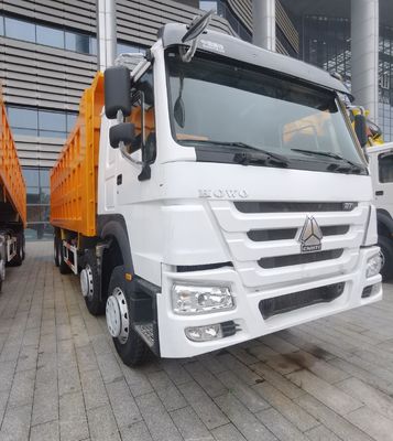 Euro 2 Sinotruck トラクター 半トレーラーとダンプトラックを牽引するための空中吊り座席