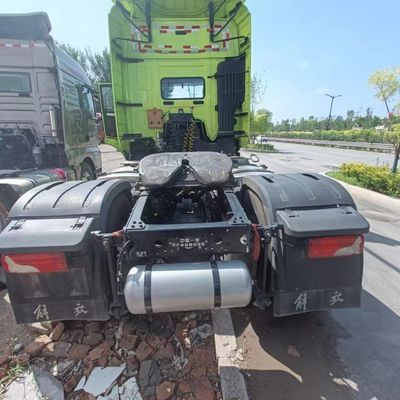 空中吊り座席 560HP 重荷トレーラー 半トレーラーを牽引する