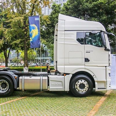 510馬力と6X4自動トランスミッションの男 Tgxシリーズ重用トラック