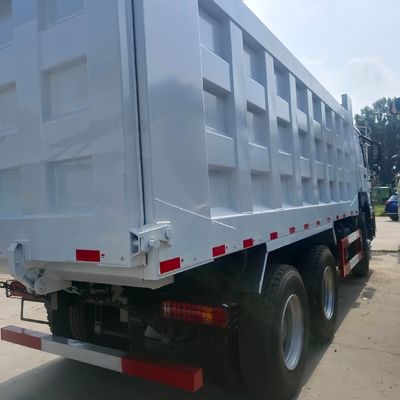 Sinotruk HOWO Nx 6X4 ダンプトラック 12 ホイールティパートラック 8.5x2.6x3.6m 性能用