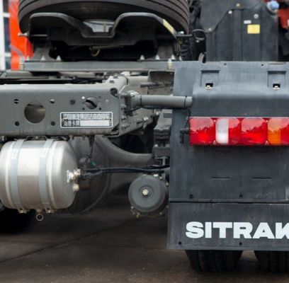 US HOWO 6*4 ダンプトラック ディーゼルエンジンによる重荷輸送ソリューション