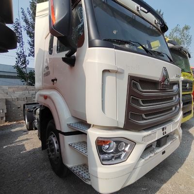 Sinotruk シャーシ 10 ホイラー 輸送 重荷 トラクター トラック あなたの要求のために