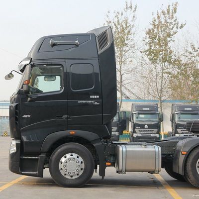 31-40t 炭素鋼貨物箱 HOWO A7シリーズ 6X4 400HP トラック 600L 燃料タンク