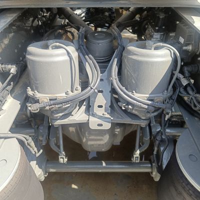 シノトラック・シャシ 重荷用ディーゼルトラック 液圧ステアリング 30日払い戻し