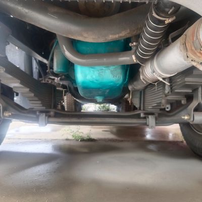 耐久性高い炭素鋼貨物箱材料と工業用トラック車体格用タイヤ