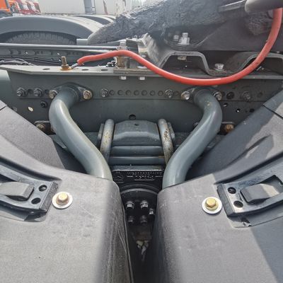 重荷輸送ソリューションのHOWO トラクタートラック用の手動トランスミッションタイプ