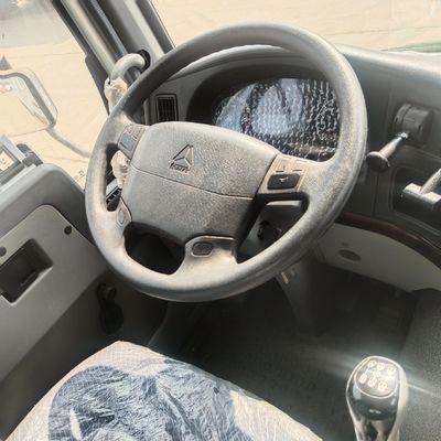 6×4 フロントリフティングスタイル 30トンの容量とRhd マニュアルトランスミッション