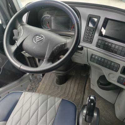 タイヤ認証 ECE シノトラック 400HP エンジン 空気懸垂 ドライバーシート 半トレーラー部品