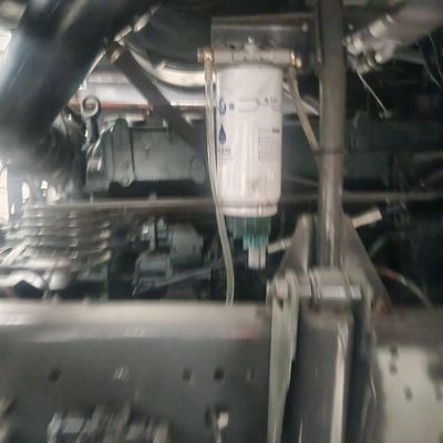 輸送事業 4×2 トラクタートラック 4×2 駆動車とアメリカ通貨