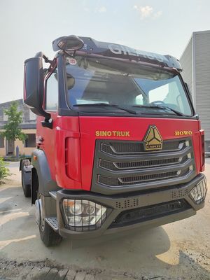 シノトルク HOWO/シャックマン トラクター 輸送貨物 トラック 重荷 トラック &gt;8L エンジン容量