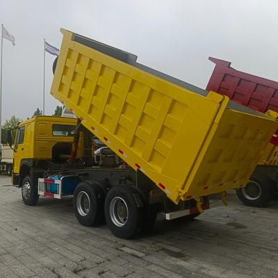6×4駆動車 重用大型ダンプトラック 371HPのディーゼルエンジン搭載の輸送車