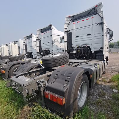 シトラック 4X2 480 HP ヘビーデュービング トラクター 1000L 燃料タンク オンラインとカスタマイズ