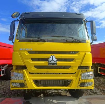 HOWO 重荷輸送用トラック 重荷輸送用ダンプトラック ディーゼルエンジンの座席 ≤5