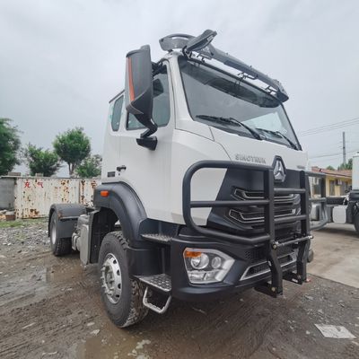 重荷用シノトラック 牽引用 半トレーラー 駆動車 4×2 1000L 燃料タンク