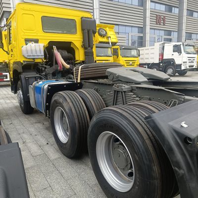 動力補助付き水力ステアリング HOWO トレーラー トラクター 6X4 中古トラック