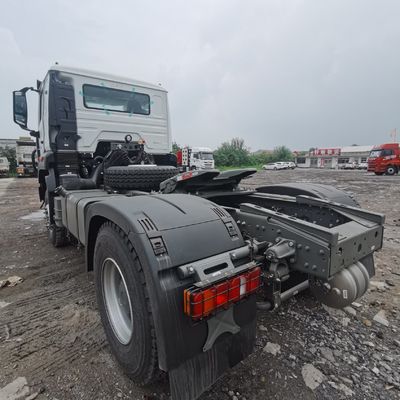 高馬力 Auman ダンプトラック パーツ 重荷牽引用空中吊り座席