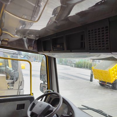 高炭素鋼貨物箱 HOWO 10輪 380HP ダンプトラック 20m3 鉱山輸送