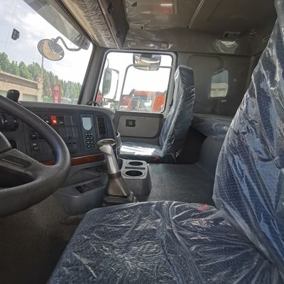 ハイドロリックステアリングと600Lの燃料タンク HOWO トラクタートレーラーのための完璧な組み合わせ