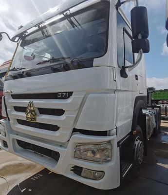 牽引式半トレーラー 371HP ホーWO 重荷 トラクター 1000L 燃料タンク Euro2/Euro3/Euro4