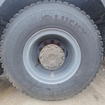 高容量エンジンの重荷トラック 空気懸垂座席と480HP 6X4 シノトラック