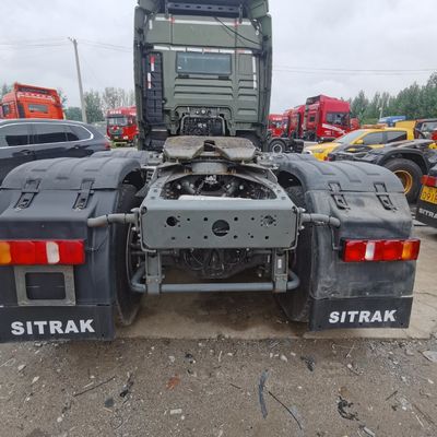 600Lの燃料タンクと空気懸垂シートを持つ重荷ダンプトラック