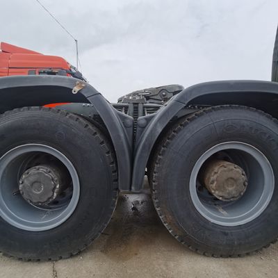 重力 480HP エンジンと 1000L 燃料タンク トラクター トラック