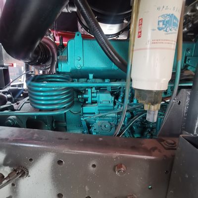 6x4 工業用シノトラック 輪胎と水力助動方向車付きの古用ダンプトラック