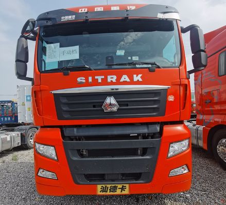 シノトラック トラクター トラック 販売 マニュアルトランスミッション型 牽引用1000Lの燃料タンク