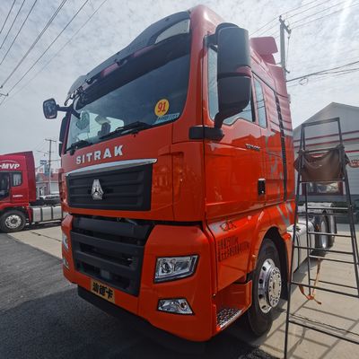 480HP Sinotruck トラクタートラック 牽引用 半トレーラー 空中懸垂座席を含む