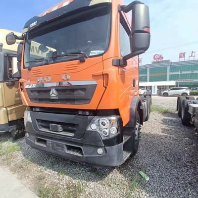 遠距離輸送のためのシノトルク HOWO 6X4 トラクタートラック
