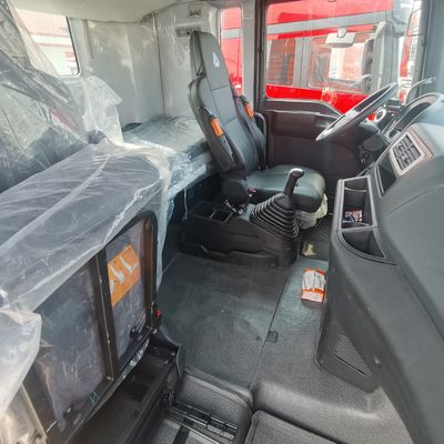 31-40t 負荷容量 シノトラック 1000L の燃料タンクと空気懸垂座席を備えた中古トラック