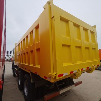 フロントリフティングスタイル 30t 負荷容量 重用シノトラックの設計付きの古用ダンプトラック