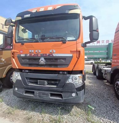 中古 HOWO 6X4 トラクタートラック 半トレーラーを牽引する パーソナライゼーションとパッケージサイズ