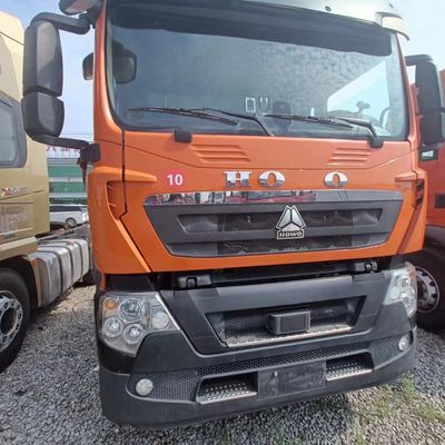 輸送コスト 中古重型シノトラック HOWO 6X4 トラクタートラック