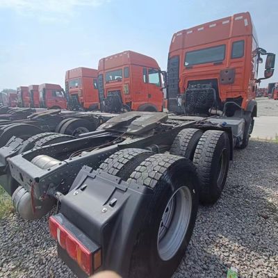400Lの燃料タンク 中古 シノトーク HOWO 6X4 トラクター トラック