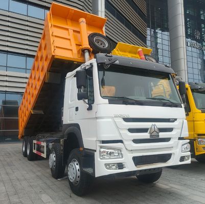 2024年 国産重貨車と中古車 納期予定