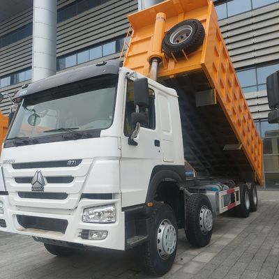 2024年 国産重貨車と中古車 納期予定