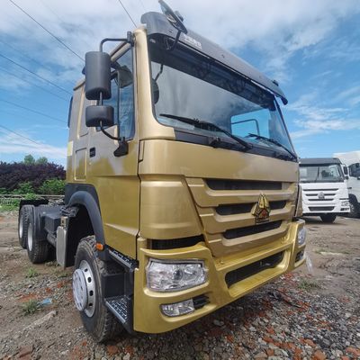 600Lの燃料タンクHOWO トラクター トラック ISO認証と耐久性のあるディーゼルエンジンを牽引する