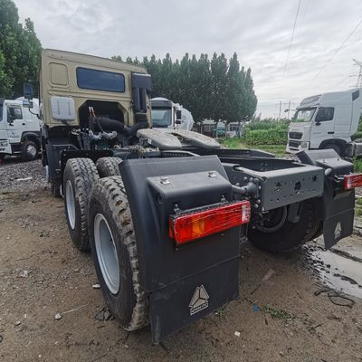 600Lの燃料タンクHOWO トラクター トラック ISO認証と耐久性のあるディーゼルエンジンを牽引する