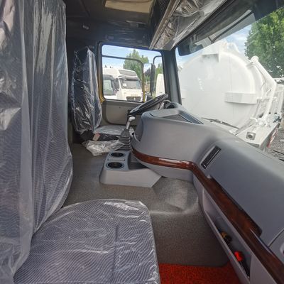 400L 容量 マニュアルトランスミッション 燃料タンク HOWO トラクター トラック 空気懸垂座席
