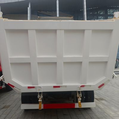 電源補助ステアリングシステム 中古 HOWO 鉱山作業用のダンプトラック