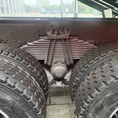 電源補助ステアリングシステム 中古 HOWO 鉱山作業用のダンプトラック